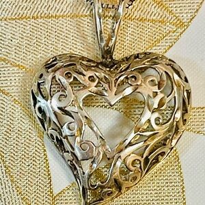 VTG 925 Sterling Silver Puffy Filigree Heart Pendant Necklace chain 17-17.5”